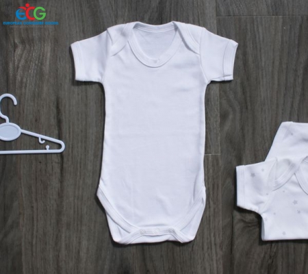 Áo liền quần bằng vải bông màu trắng ngắn tay (0 -3 tháng)